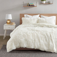 Load image into Gallery viewer, Malea Shaggy Fur Duvet Cover Set Full/Queen ID12-1924 By Olliix
