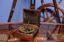Load image into Gallery viewer, Sundial Compass in wood box (Large)
