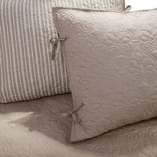 Load image into Gallery viewer, Madison Park Quebec 6 Piece Daybed Set MP13-3977 By Olliix

