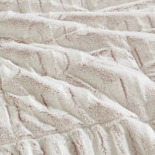 Load image into Gallery viewer, Madison Park Gia Back Print Long Fur Comforter Mini Set - King/Cal King MP10-6211

