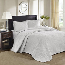 Load image into Gallery viewer, Madison Park Quebec Bedspread Mini Set -Queen MP13-2989 By Olliix
