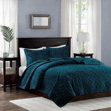 Load image into Gallery viewer, Madison Park Harper Velvet 3 Piece Coverlet Set -Full/Queen MP13-4611 By Olliix
