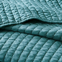 Load image into Gallery viewer, Madison Park Keaton Reversible Coverlet Set - Full/Queen MP13-6116
