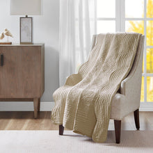 Load image into Gallery viewer, Madison Park Tuscany Oversized Quilted Throw With Scalloped Edges - 60X72&quot; MP50-4302

