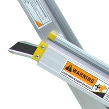 Load image into Gallery viewer, Adjustable Non-skid Wheelchair Telescoping Aluminum Ramp-7&#39;
