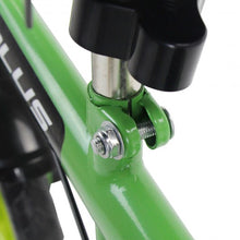 Load image into Gallery viewer, 12&quot; Three Colors Kids Bike Bicycle with Brakes and Bell-Green
