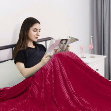 Load image into Gallery viewer, 60&quot;x80&quot; 15 lbs 3 Piece Heavy Weighted Blanket Set with Hot and Cold Duvet Covers-Pink
